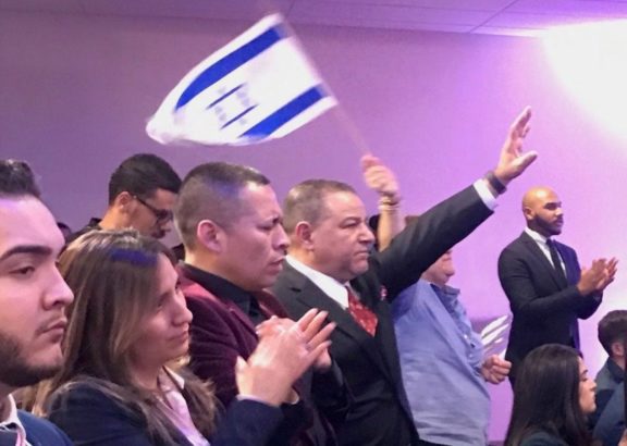 Ha’aretz: American Jewish groups court Hispanics to create allies for Israel