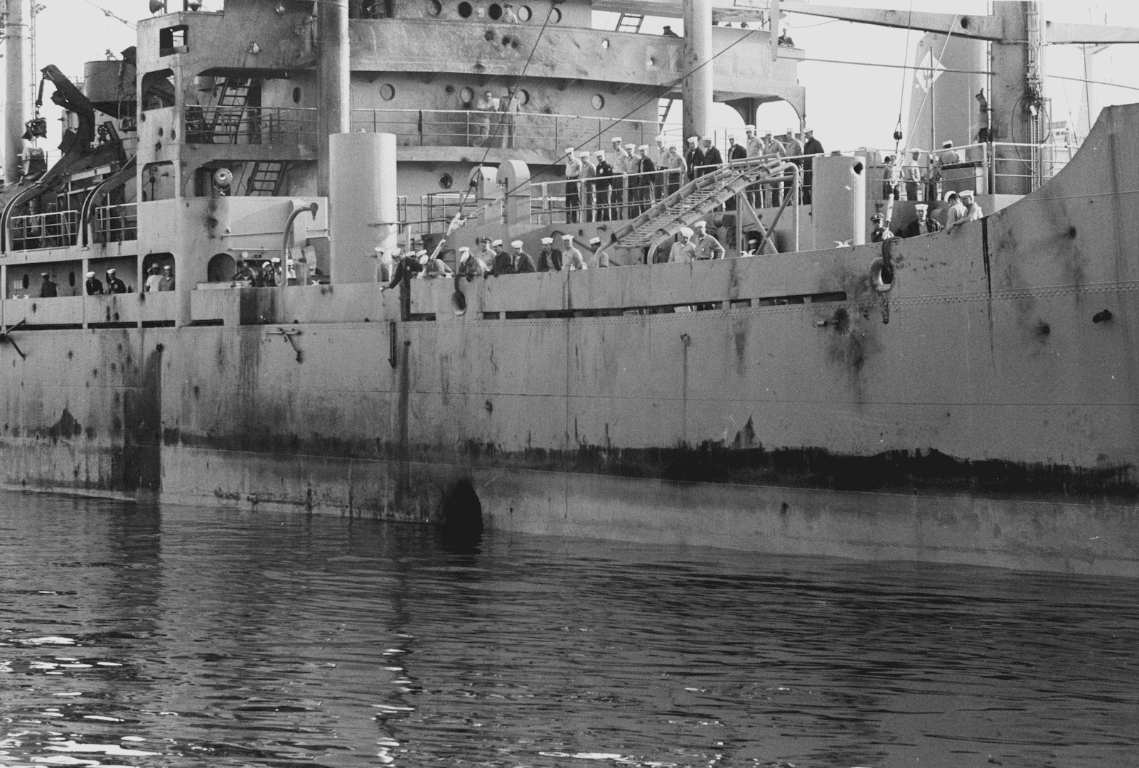 Атака на американский корабль. USS Liberty. USS Liberty инцидент. USS Liberty AGTR 5. Атака на Либерти 1967.