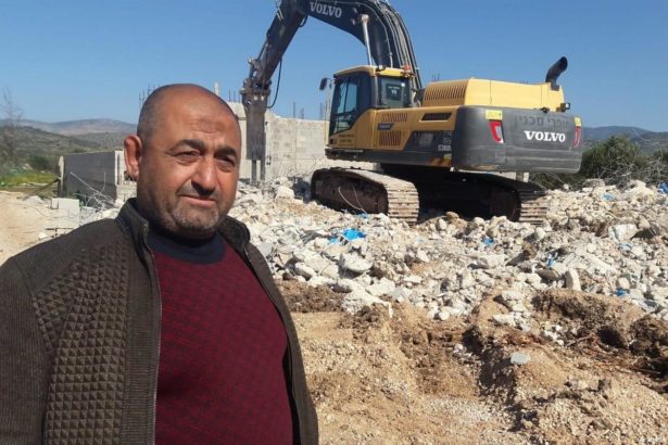 Palestinian citizen of Israel forced to demolish his home