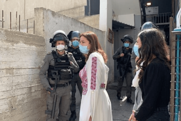 On Int’l Women’s Day, Israeli police raid “illegal” Palestinian women’s exhibit