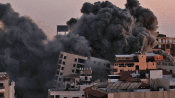 Israeli airstrikes on Gaza continue, hundreds now homeless