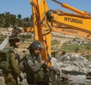 Israeli soldiers with demolition equipment
