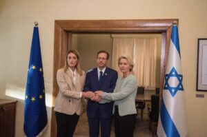 Israeli President Isaac Herzog (C) meets with European Commission President Ursula von der Leyen (R) and European Parliament President Roberta Metsola (L) in Tel Aviv, Israel on October 13, 2023.