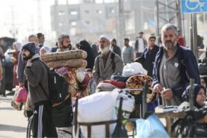 Scenes of mass displacement once again filled Salah al-Din Street