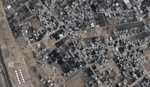 North of the Rafah crossing, along the Philadelphi corridor, April 2024. This is an area of ​​about 18-square-kilometers, where the destruction is particularly noticeable in the photos.