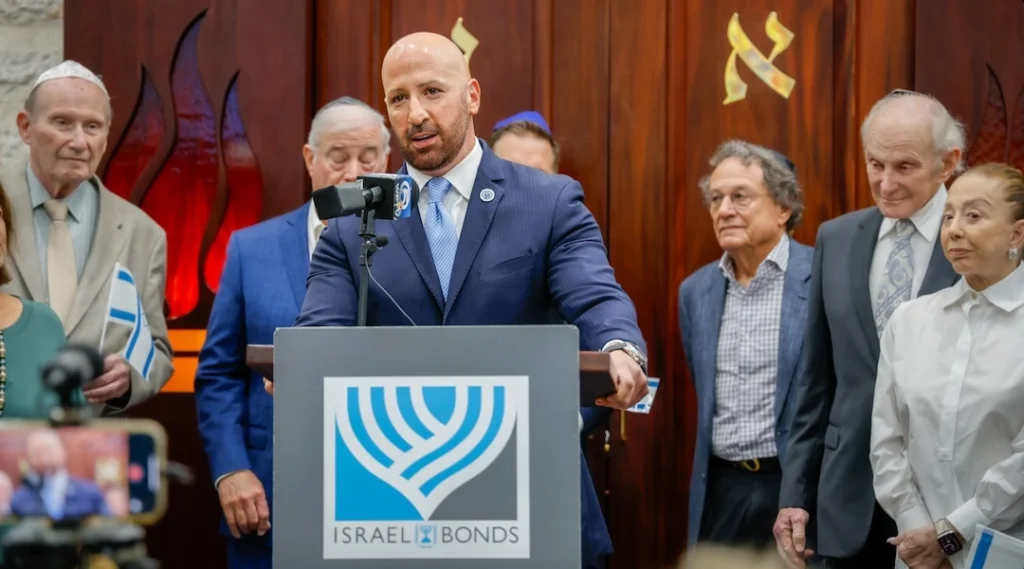 Joseph Abruzzo, clerk of the circuit court and comptroller for Palm Beach County, announces a record $135 million purchase of Israel Bonds at Congregation Torah Ohr in Boca Raton, Florida, Oct. 31, 2023. (Courtesy of Abruzzo’s office)