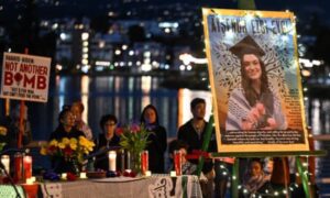 Crowds hold vigil in California for Ayşenur Ezgi Eygi killed in a protest on the West Bank Photograph: Anadolu/Getty Images