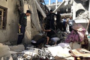 Palestinians and Civil Defense Teams conduct search and rescue operations in the rubble of buildings after the Israeli army attack on the 5-storey building belonging to the Abu Nasr family in Beit Lahia, Gaza on October 29, 2024.