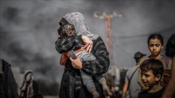 Motherhood in Gaza Looks Like Caregiving Even When There’s Nothing Left to Give