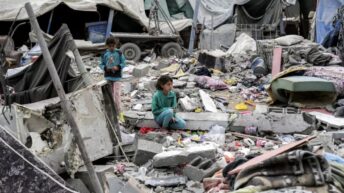 Dozens of Israeli airstrikes killed only women and children – war on Gaza Day 553