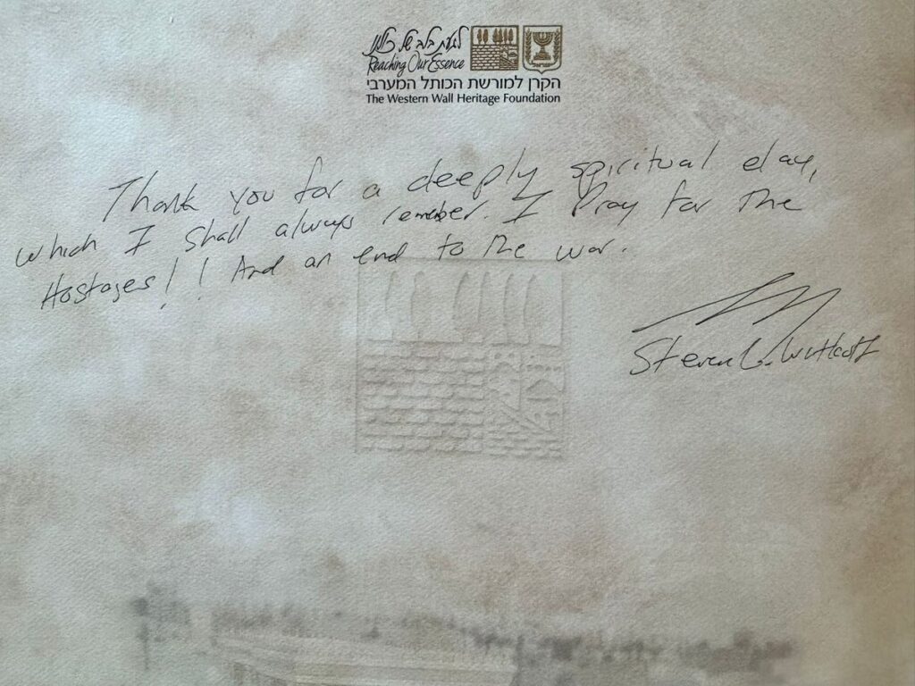 Trump's envoy Whitkoff placed a note in the Western Wall in which he wrote that he is praying for the hostages and for the end of the war.