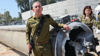 Army ex-spokesman says Israel lost social media battle, calls for propaganda overhaul