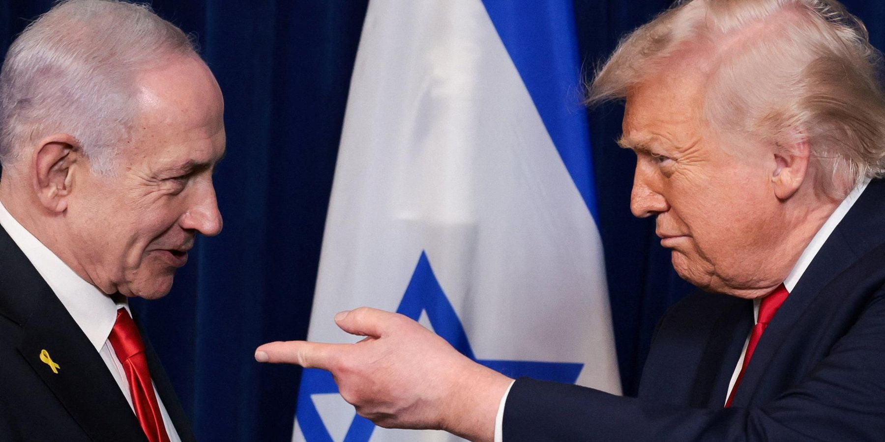 U.S. President Donald Trump points his finger towards Israeli Prime Minister Benjamin Netanyahu during a press conference after meeting at Trump’s Mar-a-Lago club in Palm Beach, Florida, U.S., December 29, 2025.
