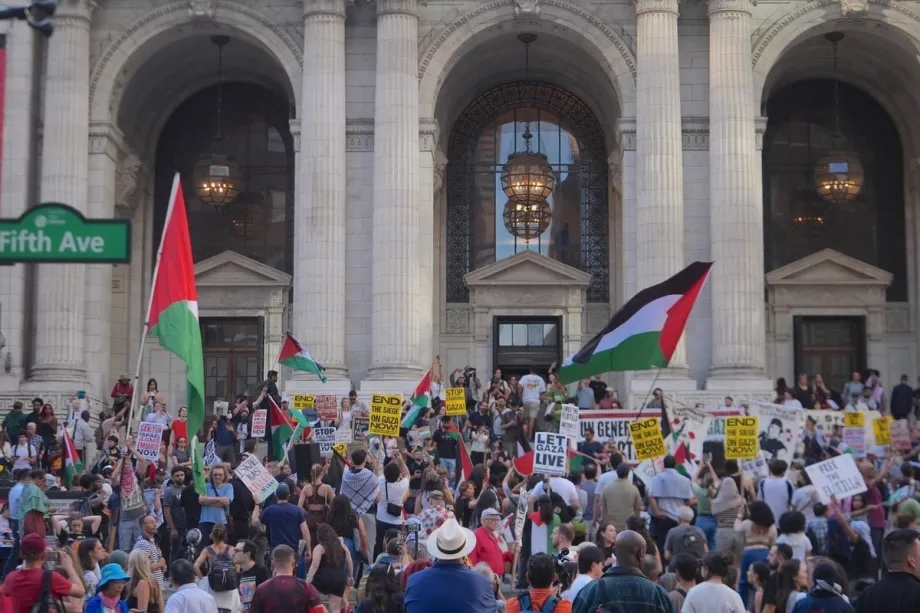 Pro-Palestinian Americans take to the streets in New York City, United States on October 4, 2025.