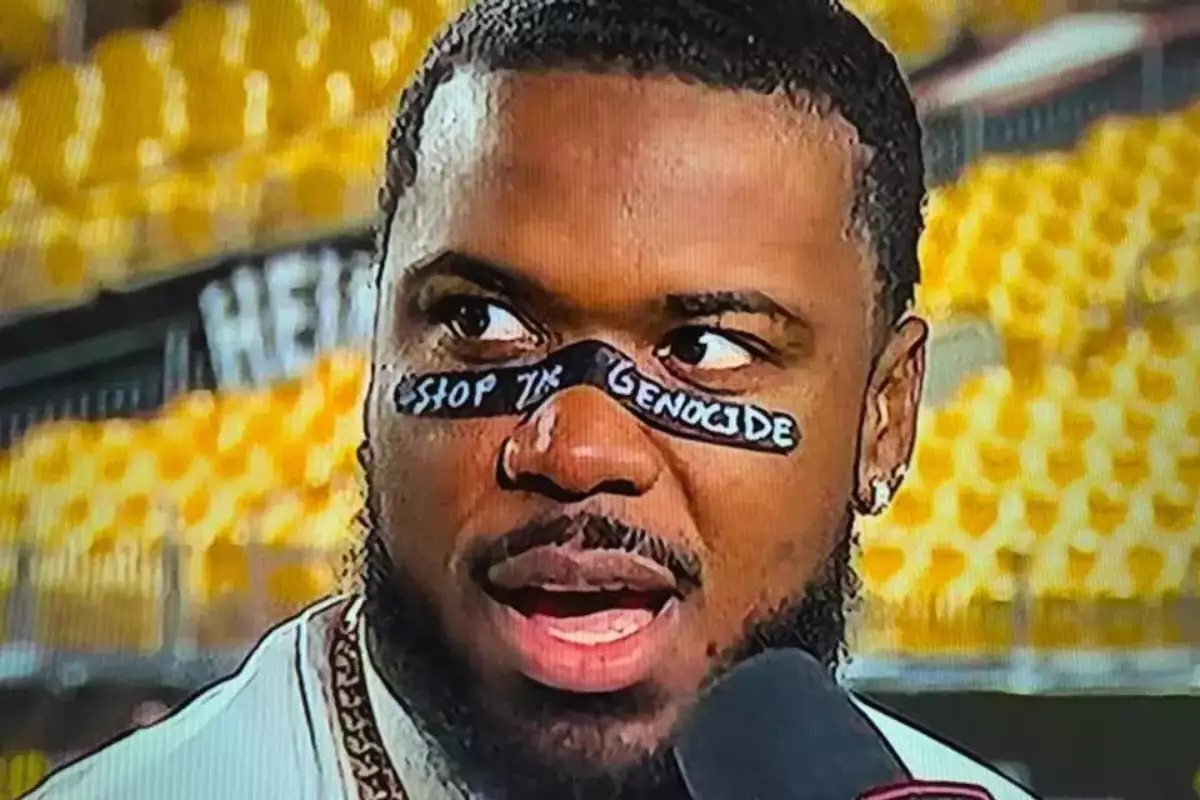 Azeez Al-Shaair, Houston Texans linebacker.