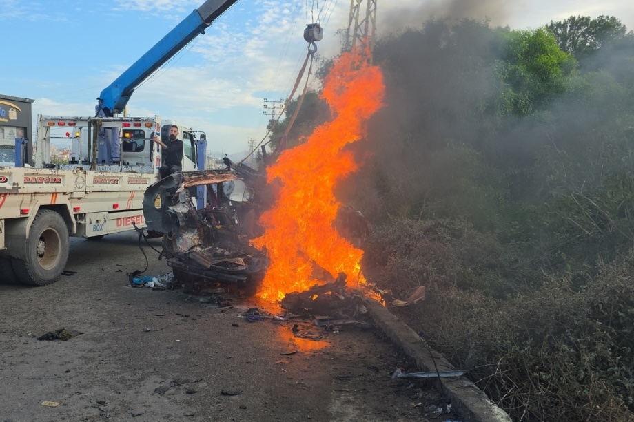 A vehicle burns following an airstrike by the Israeli army, violating the ceasefire agreement, in the Burj el-Shamali area, Tyre, Lebanon, on January 26, 2026.