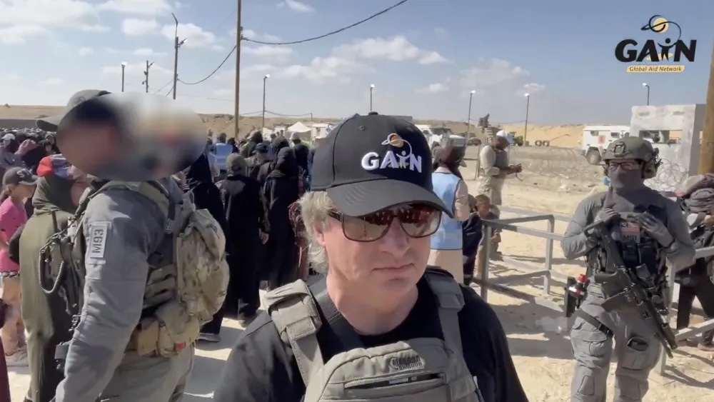 Screenshot of a video posted on Andrzej Gasiorowski's YouTube channel from a Gaza Humanitarian Foundation distribution site in 2025.
