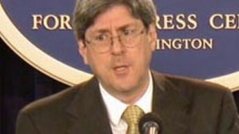 Pentagon insider says high U.S official Douglas Feith reported to Netanyahu