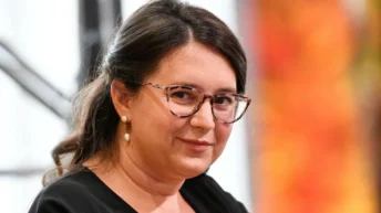 CBS News Reportedly Ousts London Bureau Chief Over Differences With Bari Weiss Over Gaza Coverage