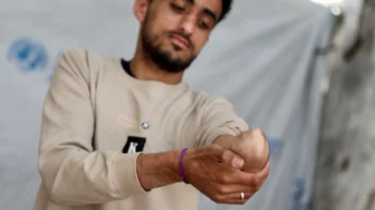 ‘I feel like I lost my life’: Gaza amputees fight for mobility amid shortages