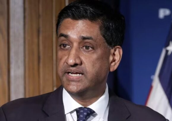 Khanna Becomes First in Congress to Sign ‘Peace Pledge’ Promising to Reject AIPAC Funds