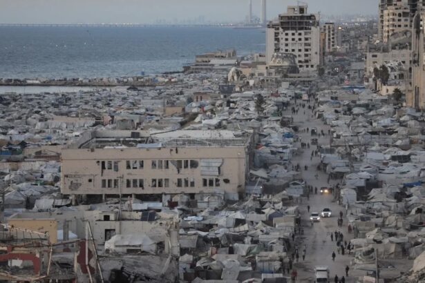 Life in displacement tents under Gaza’s summer sun is “an inferno” – Daily Update Life in displacement tents under Gaza’s summer sun is “an inferno” – Daily Update