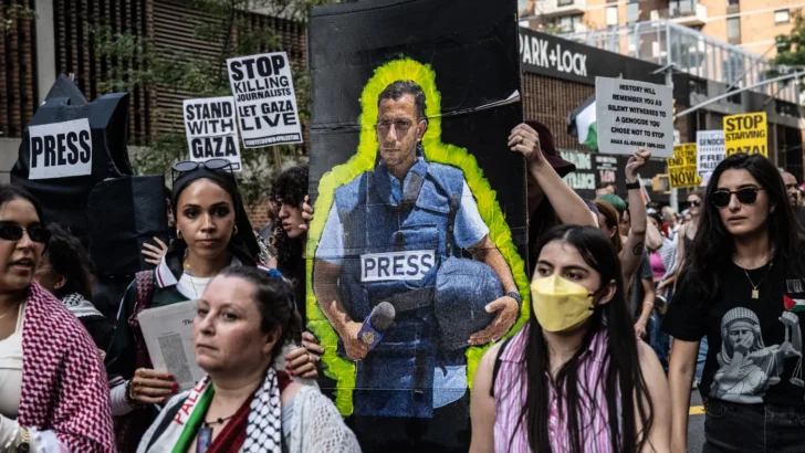 New oral history project eulogises slain Palestinian journalists via friends’ voice notes New oral history project eulogises slain Palestinian journalists via friends’ voice notes