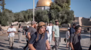 Thousands of Jewish extremists intentionally provoke Muslims at Jerusalem’s holiest site