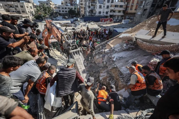 Winter could turn Gaza’s treacherous, war-damaged buildings into deathtraps Winter could turn Gaza’s treacherous, war-damaged buildings into deathtraps