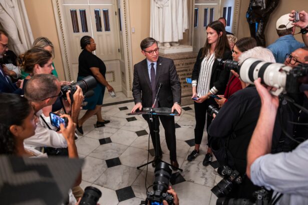 US House passes bill penalizing universities that participate in boycott of Israel US House passes bill penalizing universities that participate in boycott of Israel