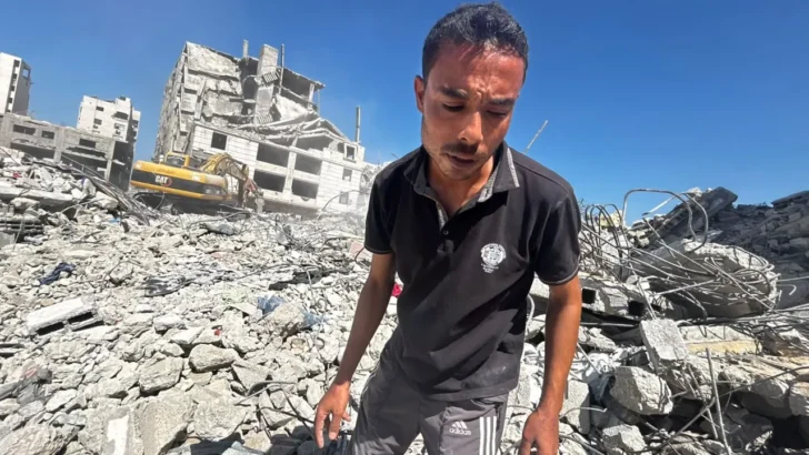 In Gaza, ‘Whoever Survives the Bombing Won’t Survive the Rubble’ In Gaza, ‘Whoever Survives the Bombing Won’t Survive the Rubble’