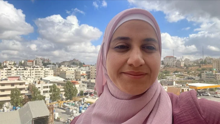 Palestinian-American Journalist Naqaa Hamed Imprisoned by Israeli Forces After Settlers Targeted Her Palestinian-American Journalist Naqaa Hamed Imprisoned by Israeli Forces After Settlers Targeted Her